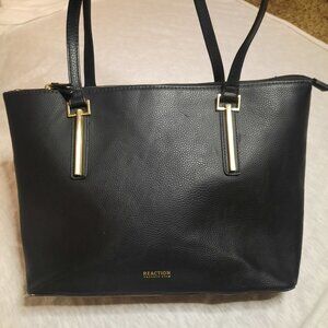 Reaction Kenneth Cole Black Purse Pebbled Vegan Leather, Shoulder Bag